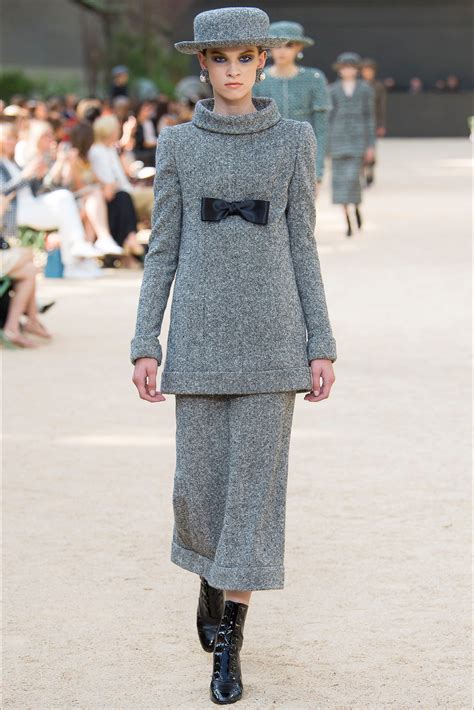 alta moda a parigi sfilata chanel